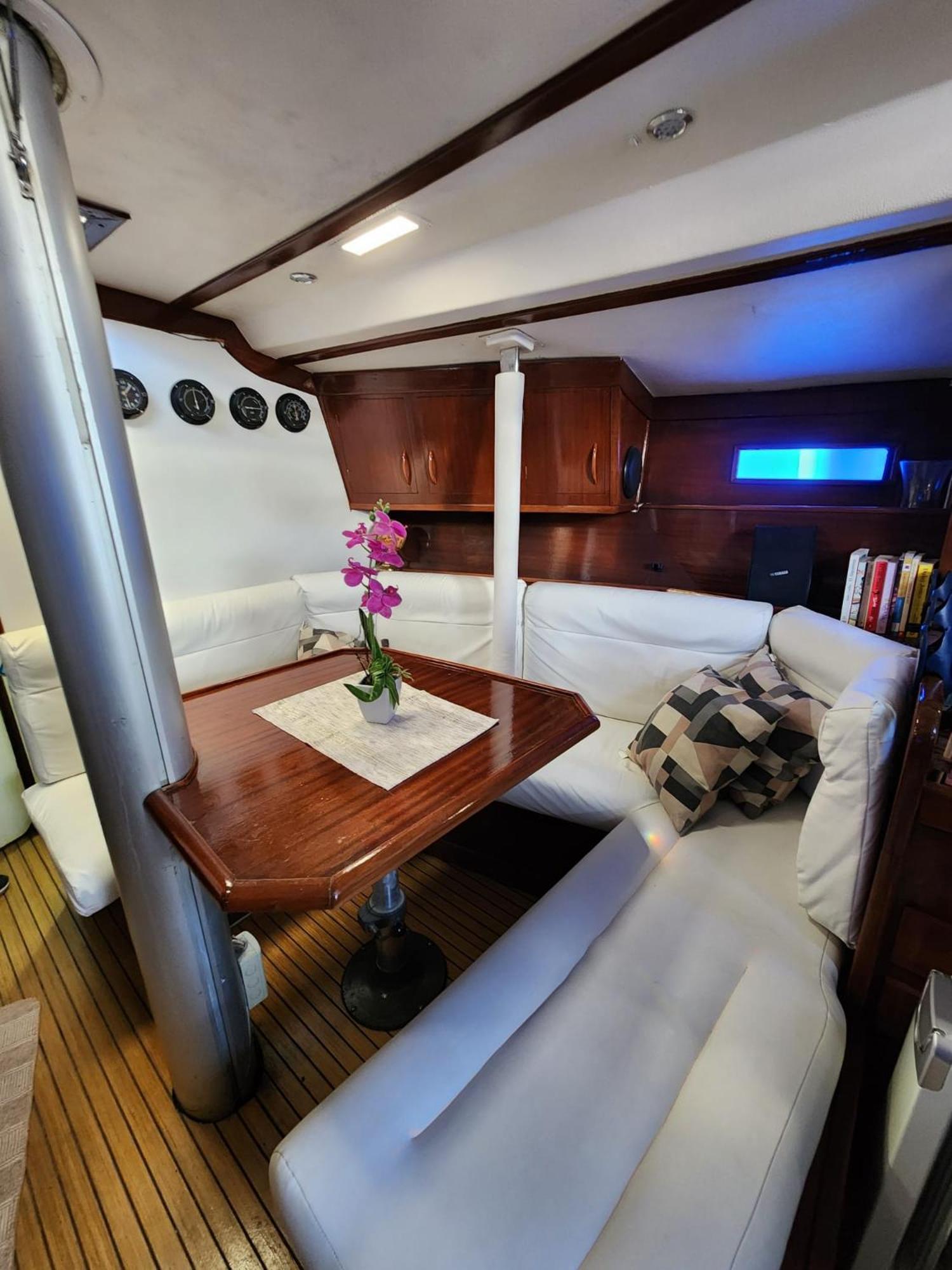 Sailboat Home 바르셀로나 외부 사진